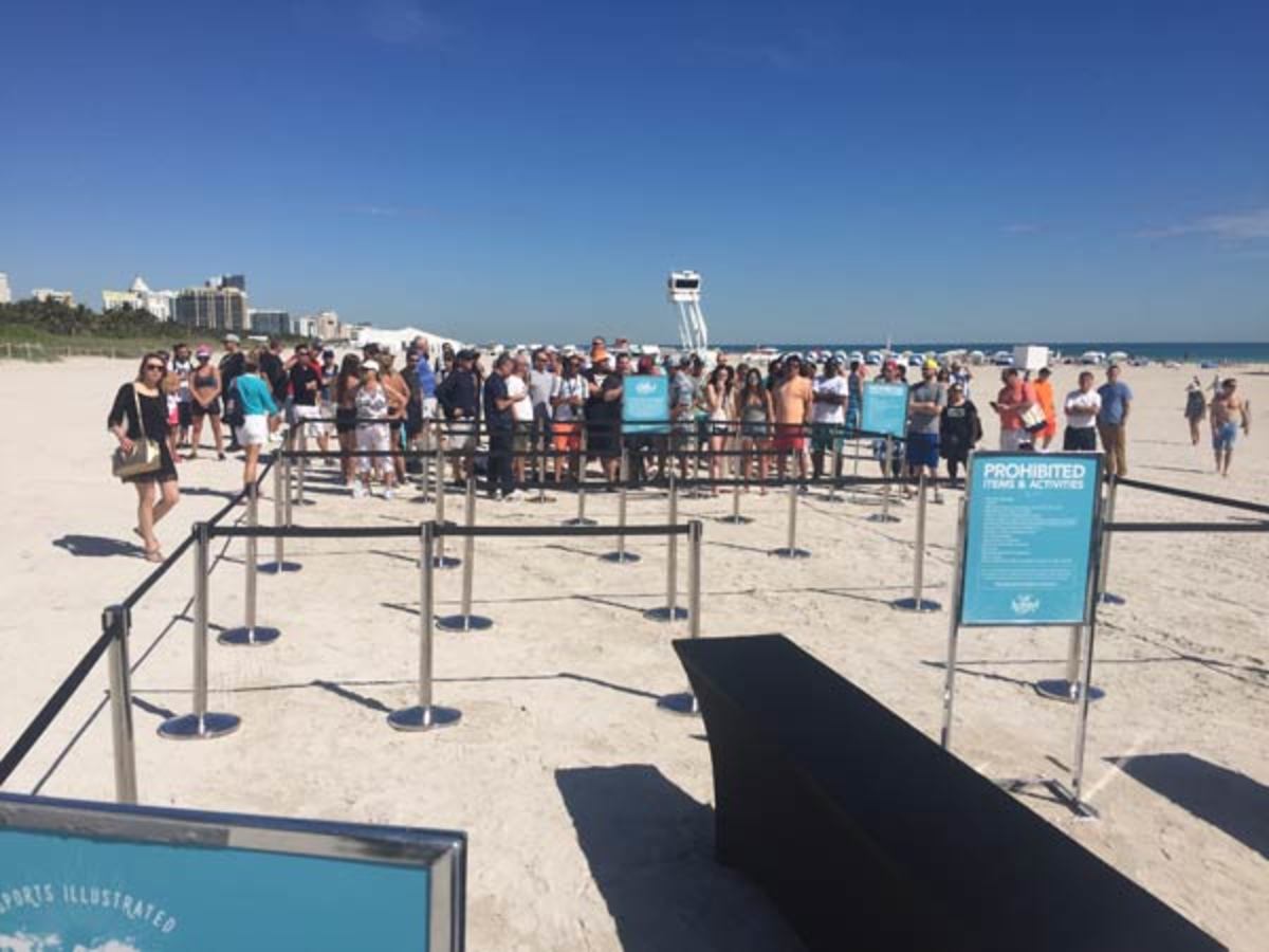 fan-festival-line.jpg